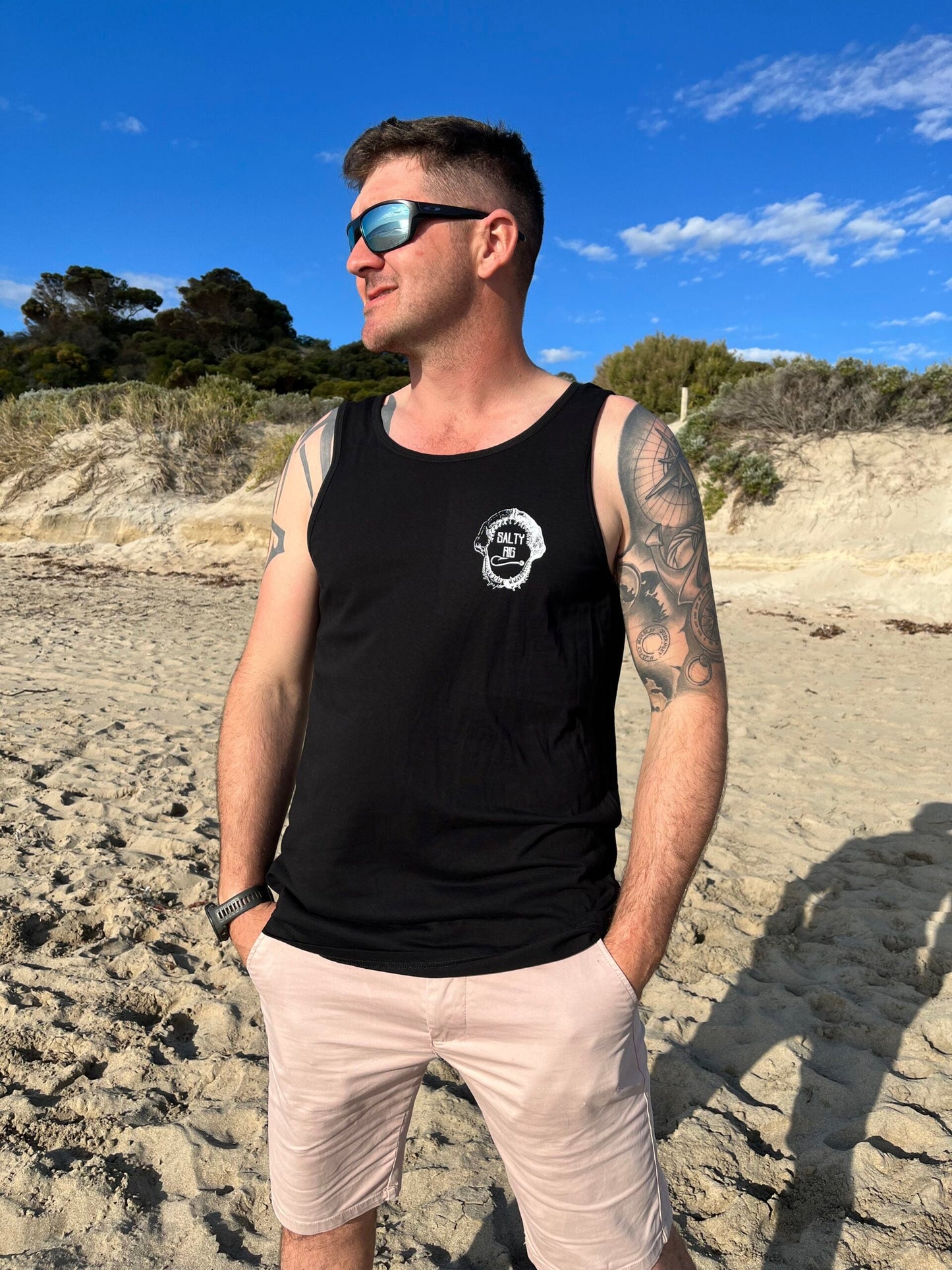 On The Bite Series Singlet | Black